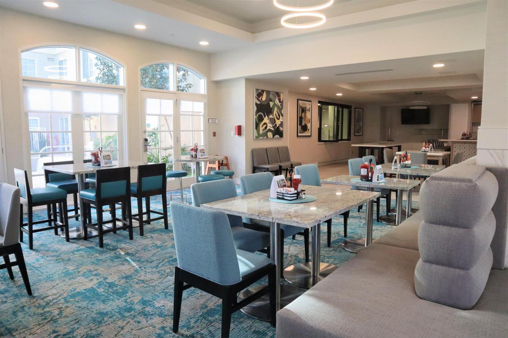 Hilton Garden Inn Calabasas Zewnętrze zdjęcie